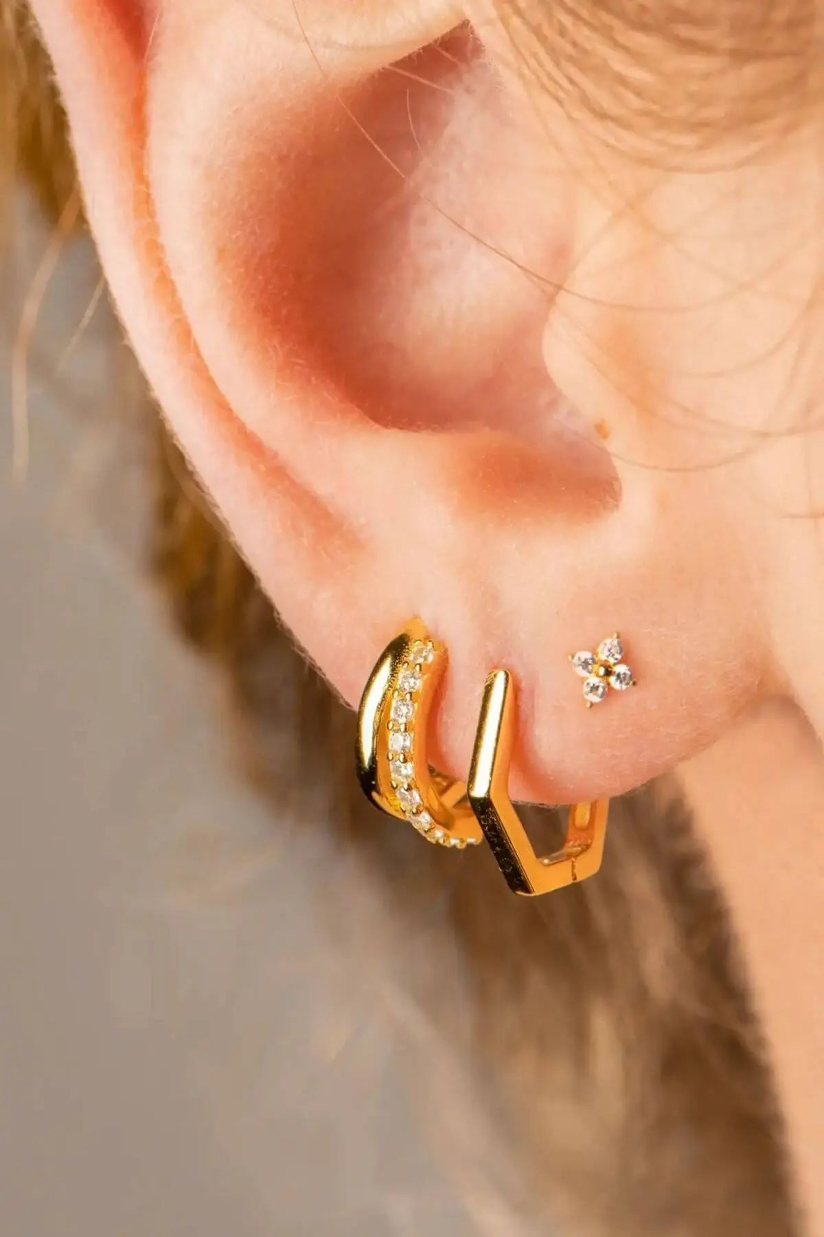 Maive Martha Hoops 4 Maive Martha Hoops - Image 2