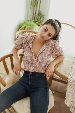 Kariella Ramblin Puff Sleeve Top