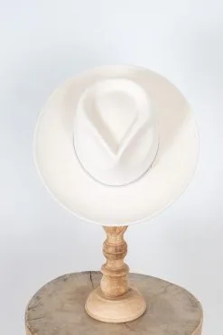 Wyeth London Hat -Cheap Swim Sales Store Kariella Bohemian Boutique Ojai 2268LondonHat Cream