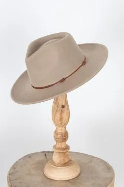 Wyeth London Hat -Cheap Swim Sales Store Kariella Bohemian Boutique Ojai 2273