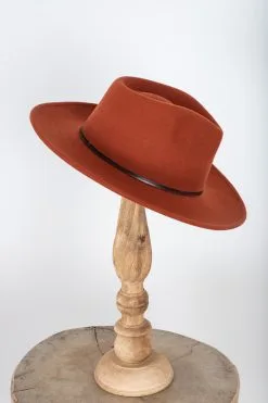 Wyeth London Hat -Cheap Swim Sales Store Kariella Bohemian Boutique Ojai 2298