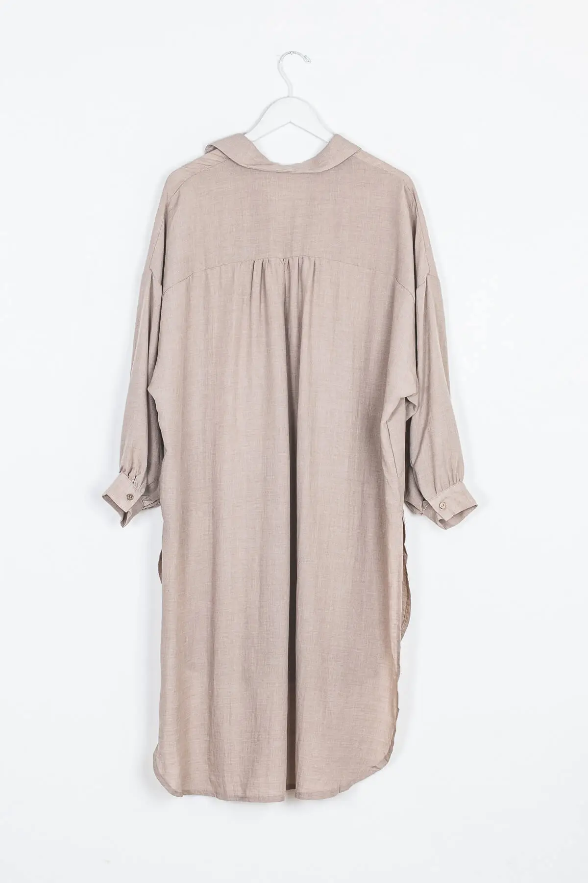 Kariella Oversized Shirt Dress 6 Kariella Oversized Shirt Dress - Image 4