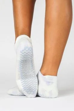 Pointe Studio Dominique Full Foot Grip Sock -Cheap Swim Sales Store PointeStudioGripSocksKariellaSpring2023 10of29