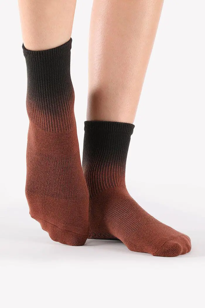 Pointe Studio Cameron Ankle Grip Sock 4 Pointe Studio Cameron Ankle Grip Sock - Image 2