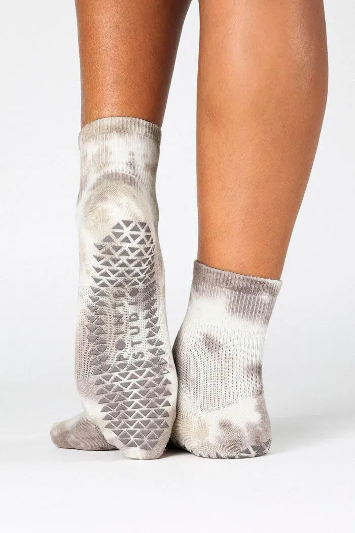 Pointe Studio Jamie Ankle Grip Sock 6 Pointe Studio Jamie Ankle Grip Sock - Image 4