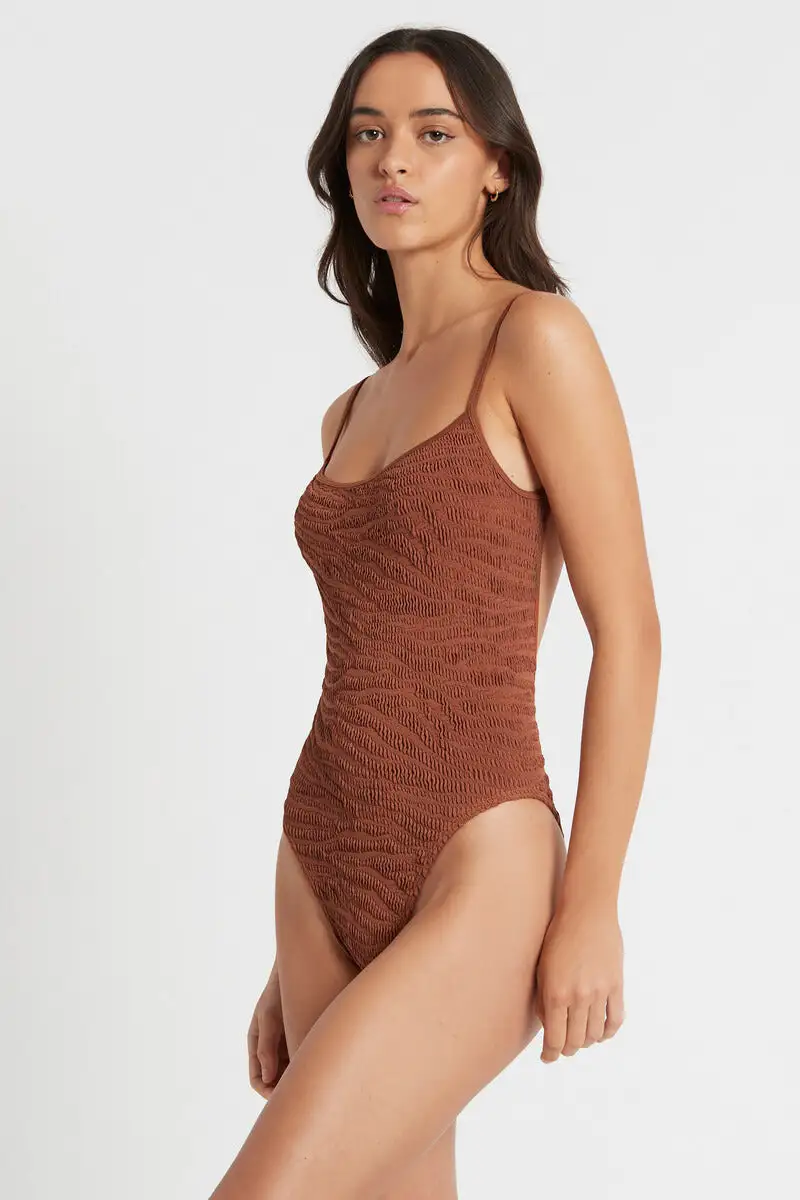 Bond Eye Low Palace One Piece 5 Bond Eye Low Palace One Piece - Image 3