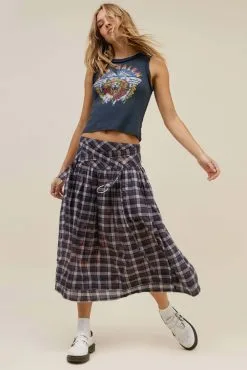 Daydreamer Van Halen Live 1982 Tank 7 Daydreamer Van Halen Live 1982 Tank -Cheap Swim Sales Store TK234VAN600 VANHALENLIVE1982REVERSESHRUNKENTANK ECOMMCROPPED 2 2200x e3481ff1 7fe0 413a 821e 6e49e90c096f