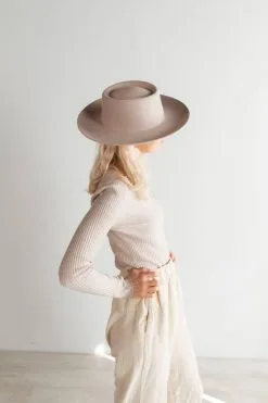 Gigi Pip Ginger Gambler Hat -Cheap Swim Sales Store felt hats 61 xl ivory ginger gambler ivory 16702448337027 2000x d7f0e362 2112 4277 ab66 ed45f108261b
